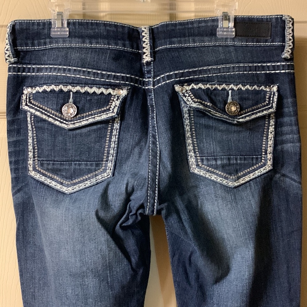 Jeans - Picture 3 of 6